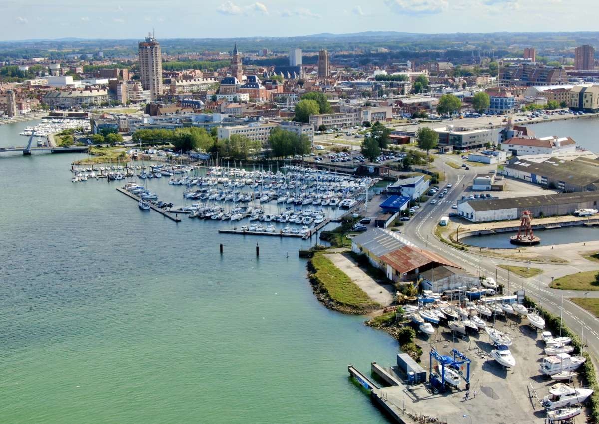 Port du Bassin du Commerce - Jachthaven in de buurt van Dunkerque