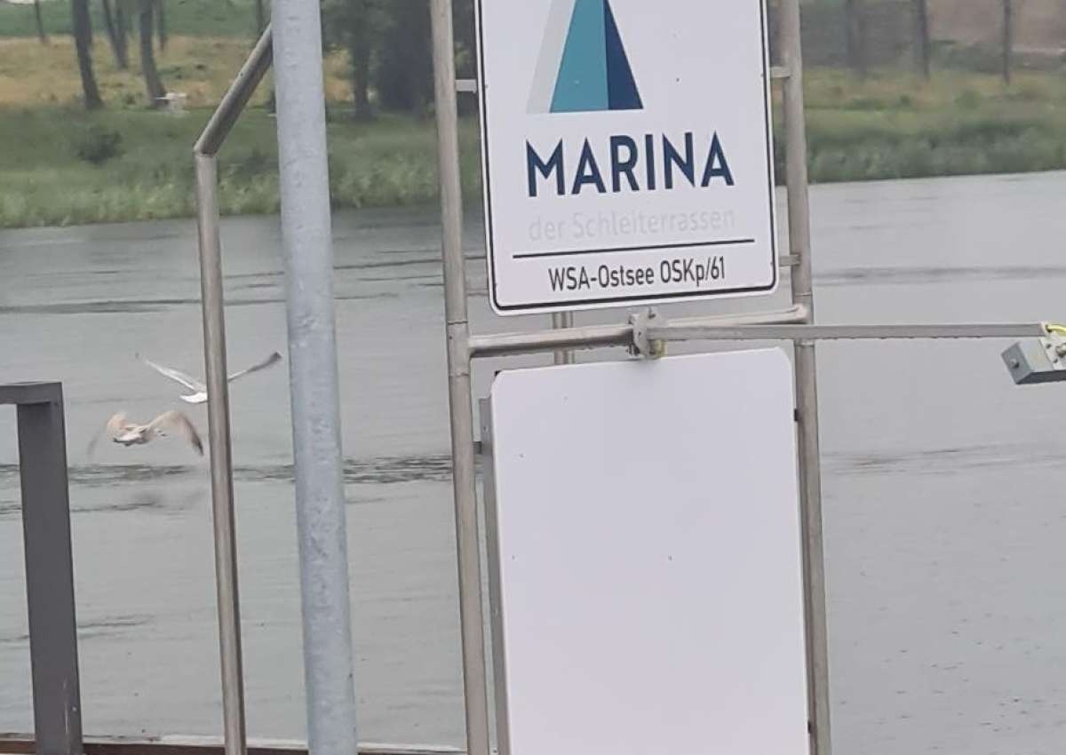 Schlei - Privathafen Schleiterassen - Marina près de Kappeln (Ellenberg)
