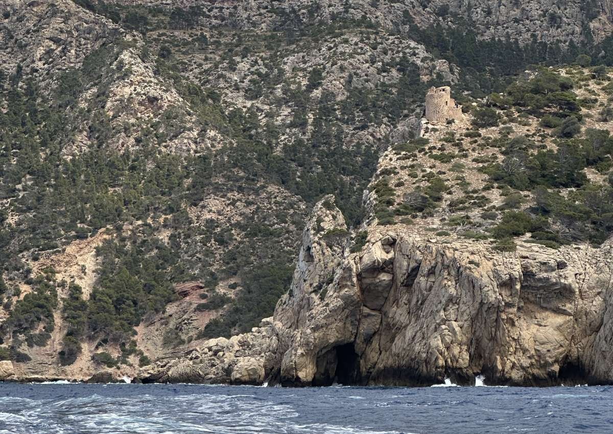 Mallorca - Cala Basset, Anchor - Anchor near Andratx