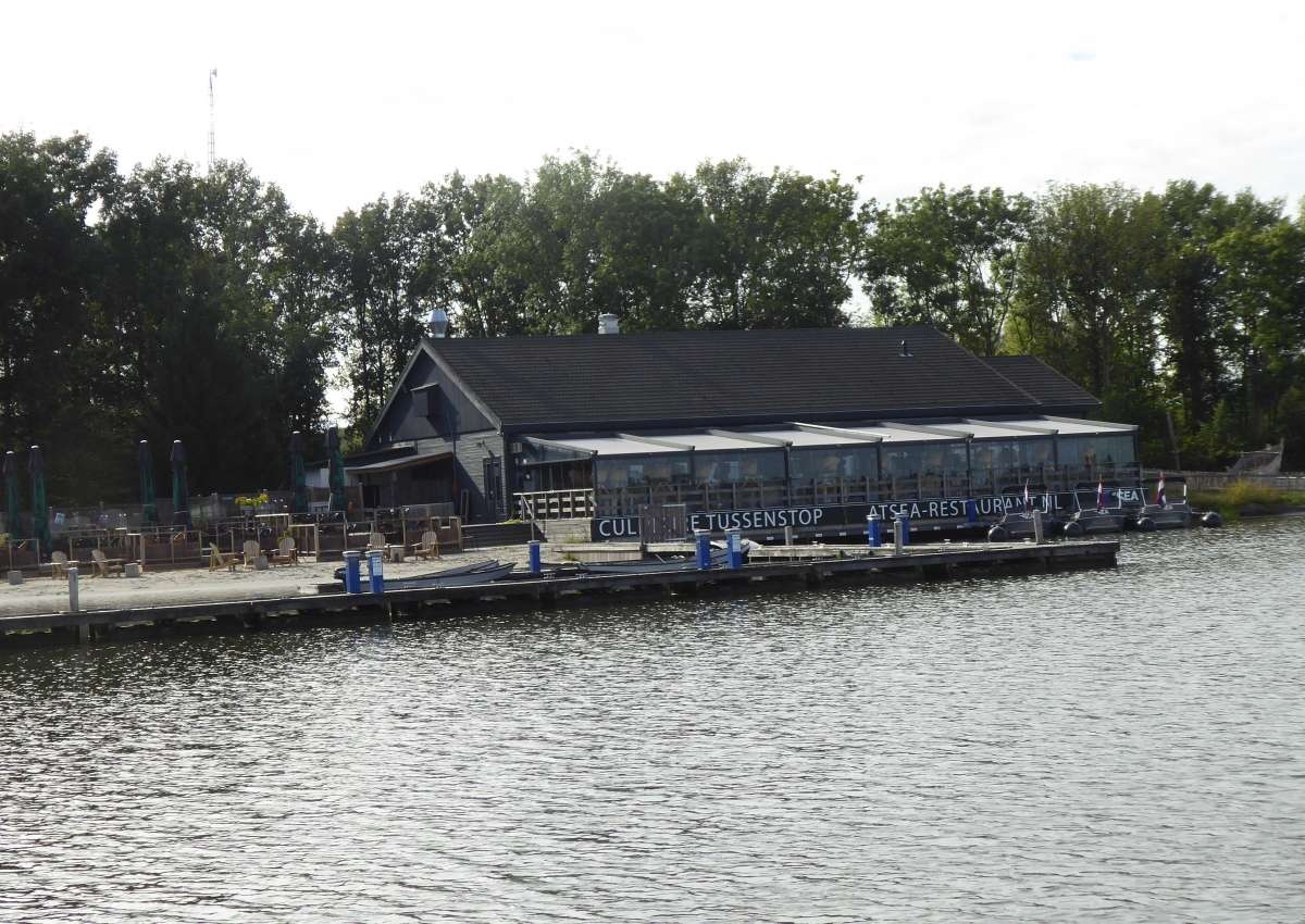 Bar & Restaurant At Sea - Jachthaven in de buurt van Dronten