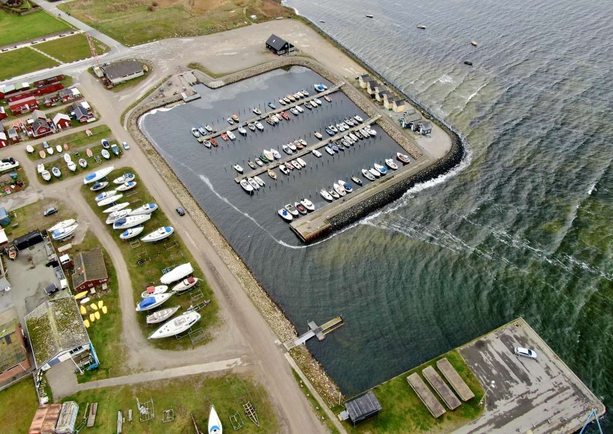 Hals - Jachthaven in de buurt van Hals