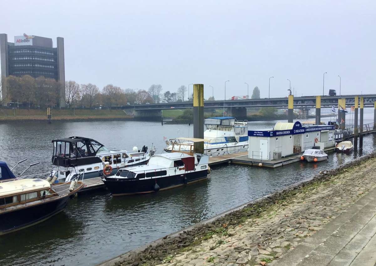 Marina Bremen LMB - Jachthaven in de buurt van Bremen (Mitte)