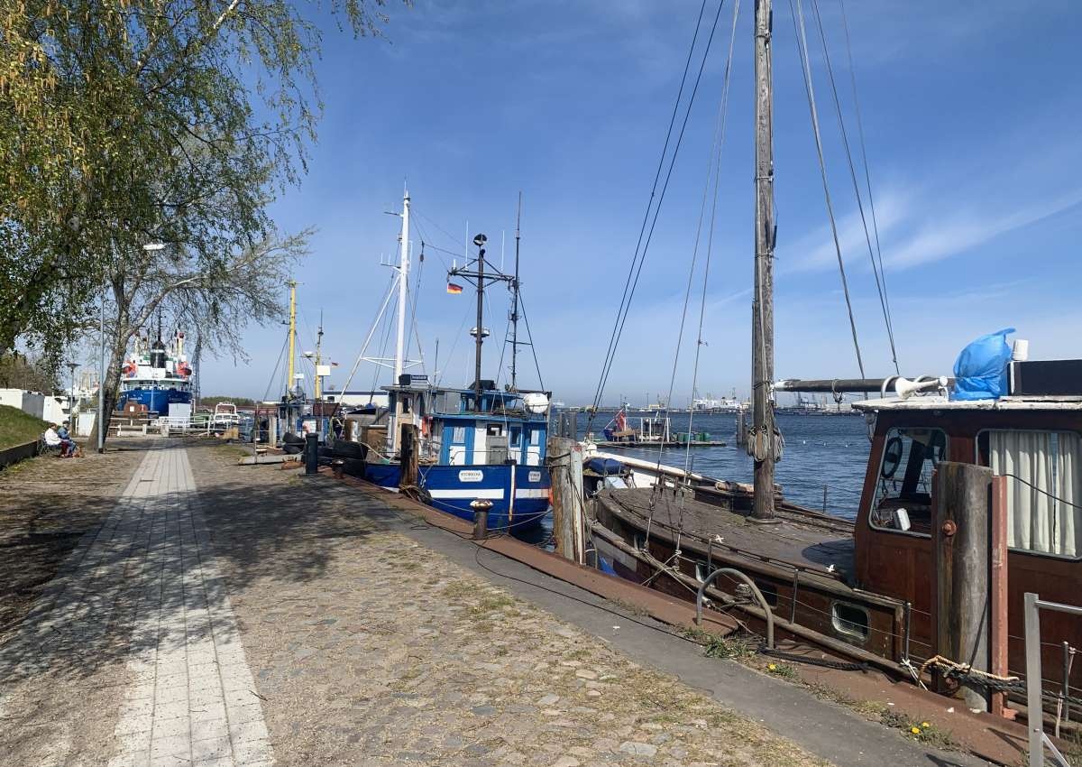 Schmarl Yachthafen - Jachthaven in de buurt van Rostock (Schmarl)