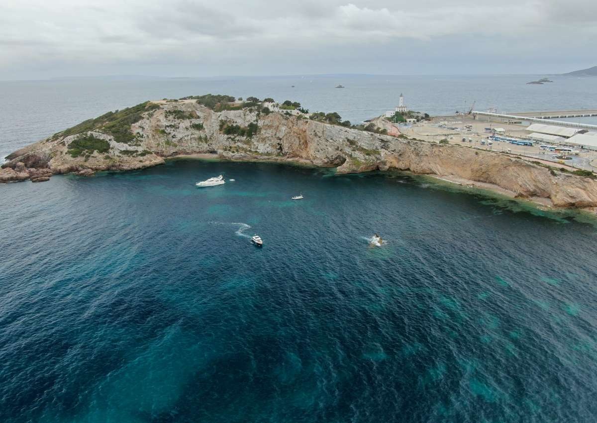 Ibiza - Cala Talamanca, Anchor - Anchor near Eivissa