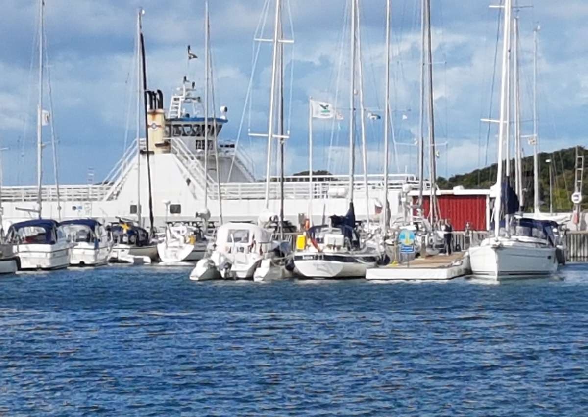 Donsö - Jachthaven in de buurt van Donsö (Södra Skärgården)