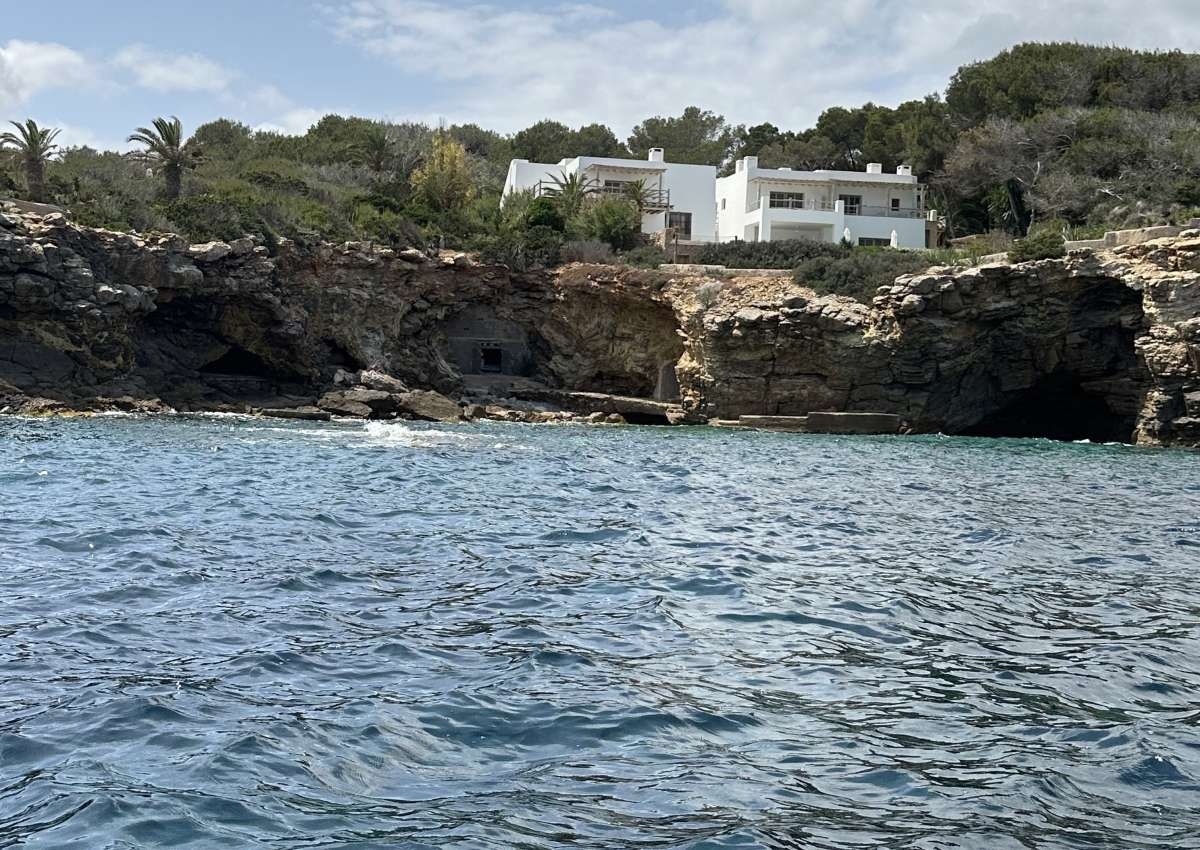 Ibiza - Cala Mastella, Anchor - Ankerplaats in de buurt van Cala Llenya
