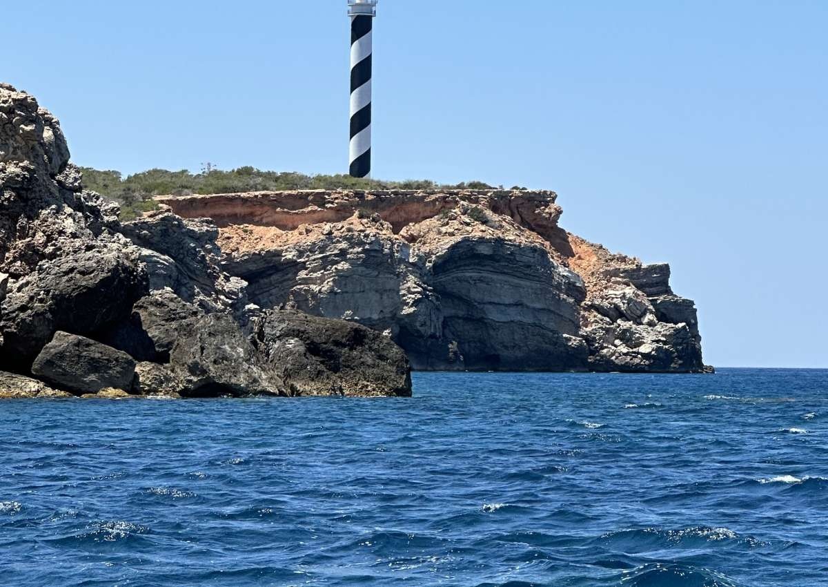 Ibiza  - Punta Moscarter - Leuchtturm bei Portinatx