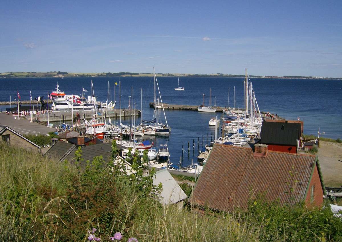 Bäckviken - Marina near Tuna