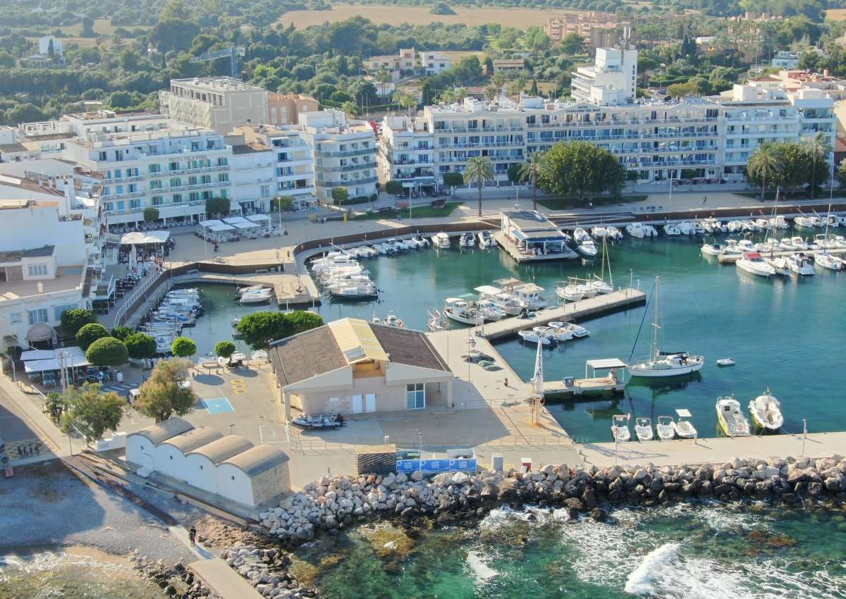 Mallorca - Cala Bona - Jachthaven in de buurt van Son Servera