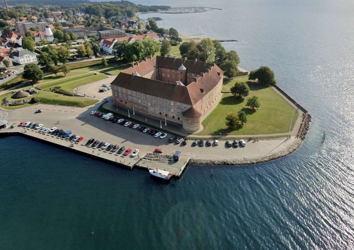 Sønderborg altes Holzbollwerk - Hafen bei Sønderborg