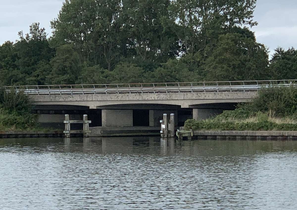 Stobberaksbrug - Brücke bei De Fryske Marren (Uitwellingerga)