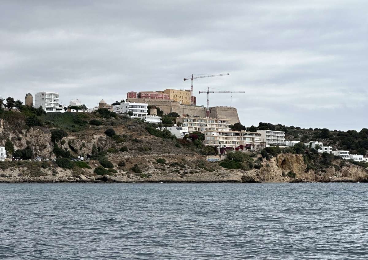 Ibiza - Pta. del la Mata - Anchor near Eivissa