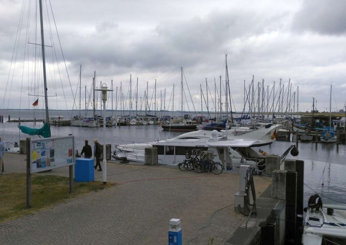 Kloster - Hafen bei Insel Hiddensee