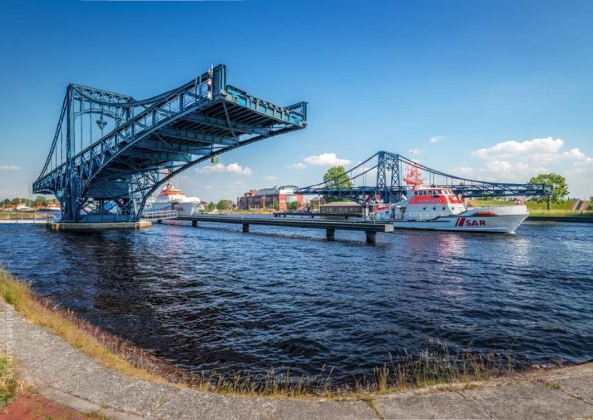 Betriebszeiten Kaiser-Wilhelm-Brücke - Navinfo bei Wilhelmshaven (Innenstadt)