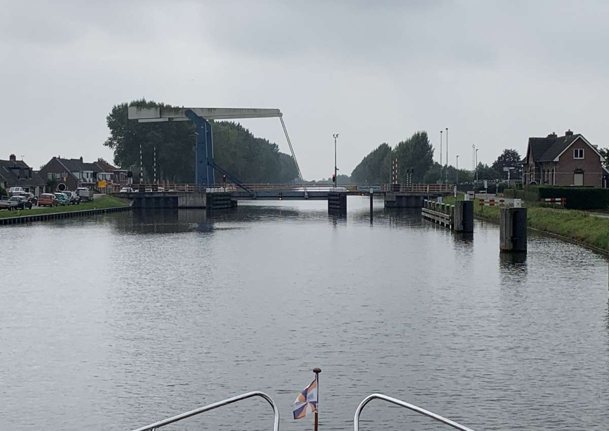 Zwaanskuikenbrug - Brücke bei Vijfheerenlanden (Lexmond)