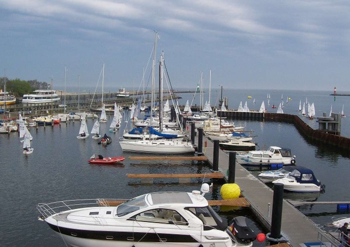 Warnemünde Yachthafen/Neuer Strom - Marina près de Rostock (Warnemünde)