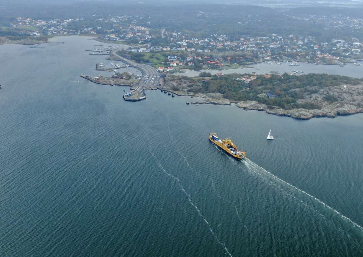 Lilla Varholmen ferry dock - Foto près de Tumlehed (Hjuvik)