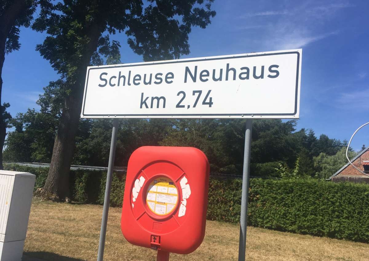 Neuhauser Speisekanal - Schleuse Neuhaus - Navinfo près de Rietz-Neuendorf