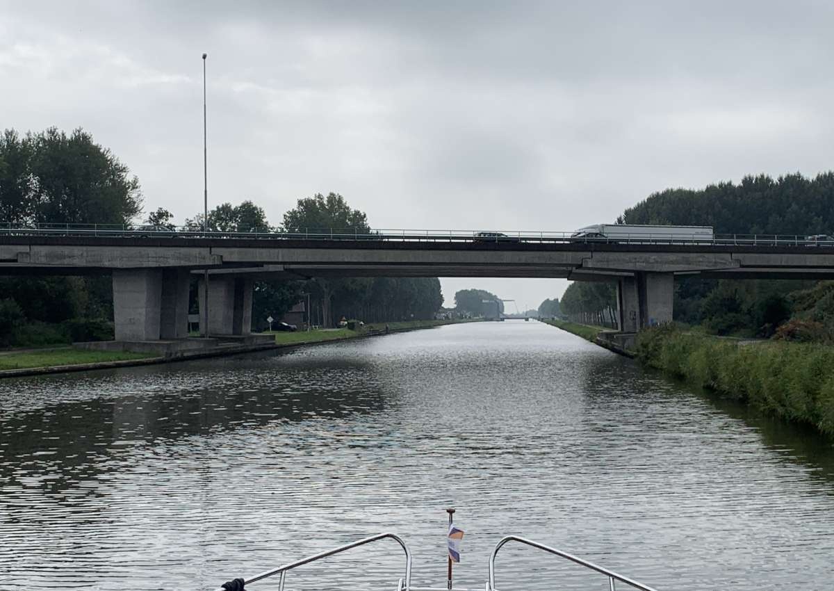 Lexmond, brug in de A-27 - Brücke bei Vijfheerenlanden (Lexmond)