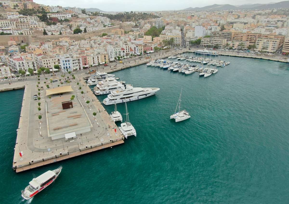 Marina Port Ibiza - Jachthaven in de buurt van Ibiza