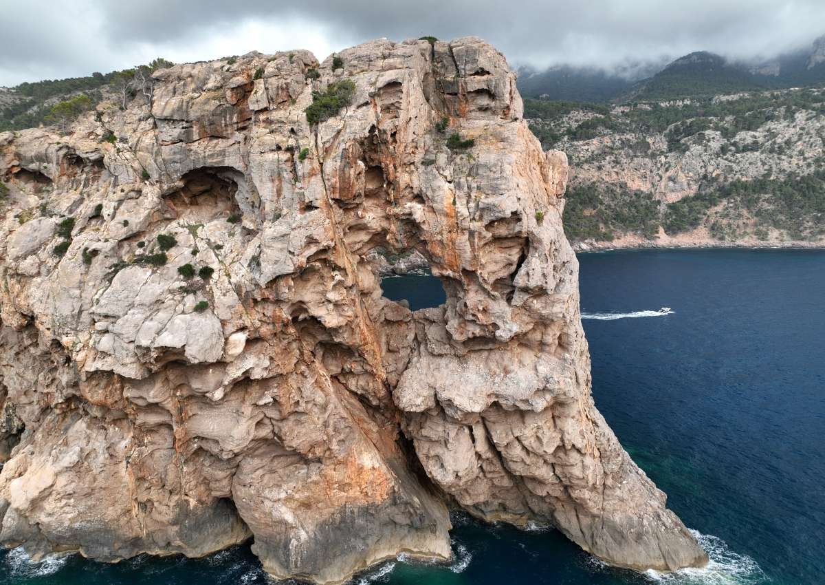 Mallorca - Cala Na Foradada, Anchor - Anchor near Deià