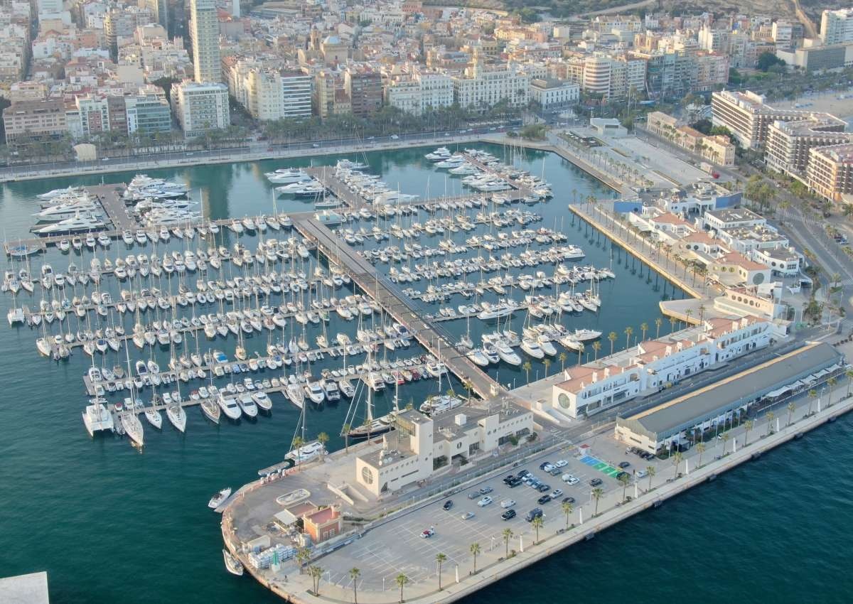 Marina Deportiva del Puerto de Alicante - Hafen bei Alicante (Centro Histórico)