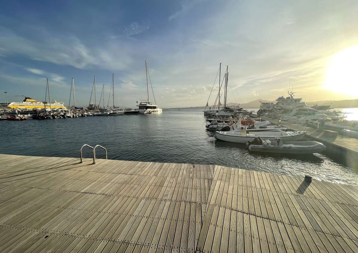 Marina Pontile Stepan - Hafen bei Figari/Golfo Aranci