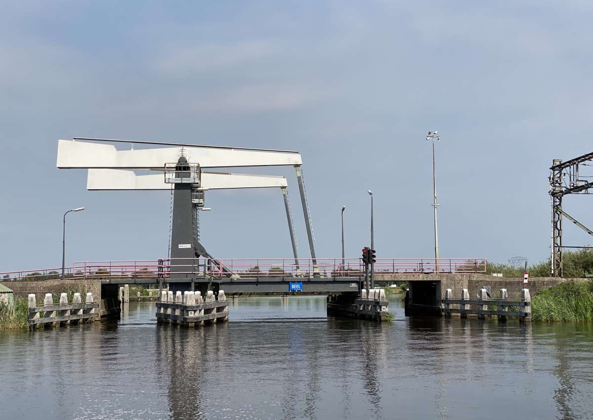 Deelsspoorbrug - Brücke bei De Fryske Marren (Vegelinsoord)