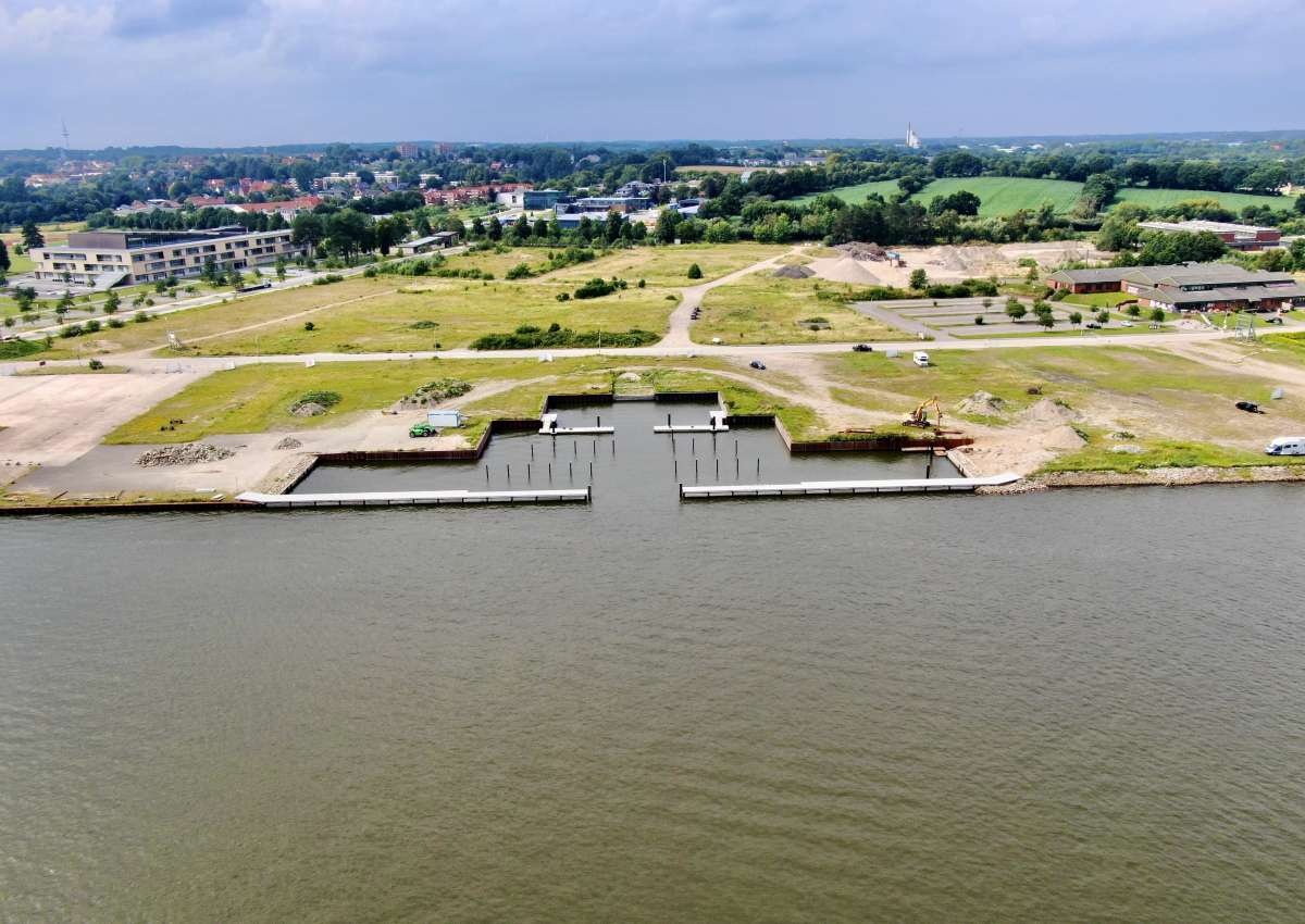 Pionierhafen Schleswig auf der Freiheit - Marina près de Schleswig (Freiheit)