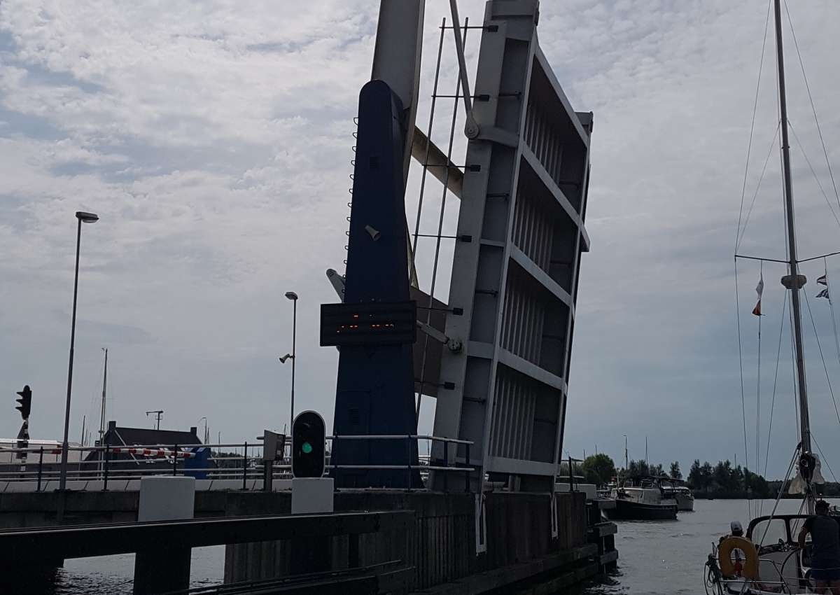 Warnserbrug - Bridge in de buurt van Súdwest-Fryslân (Warns)
