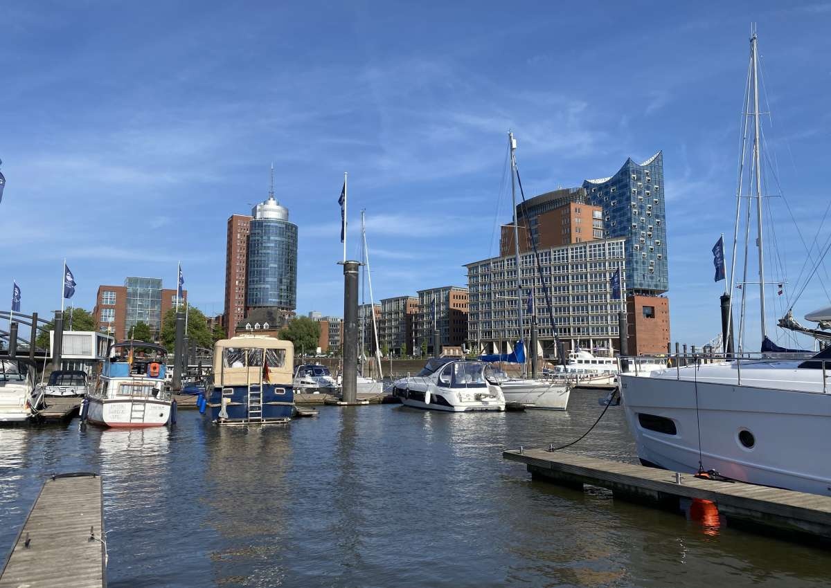 City Sportboothafen Hamburg - Jachthaven in de buurt van Hamburg (Hamburg-Mitte)