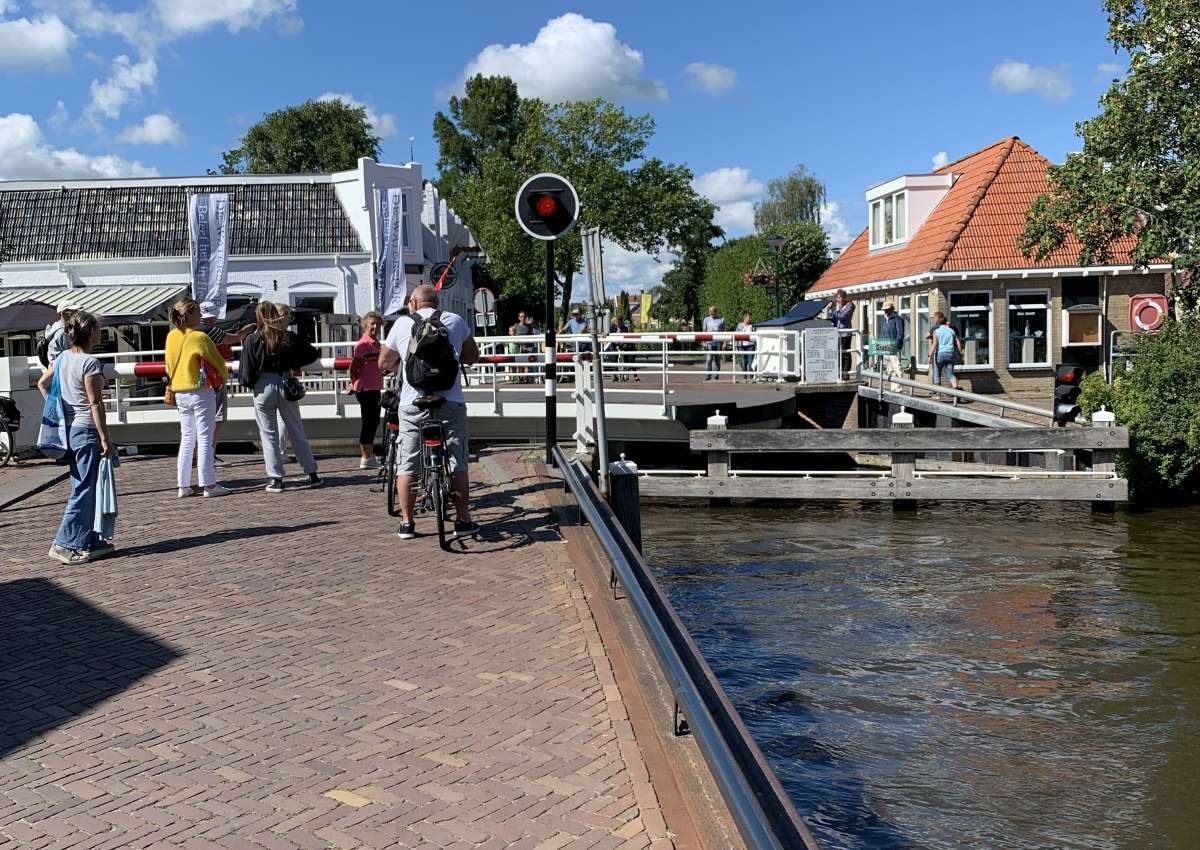 draaibrug De Skatting Heeg - Brücke bei Súdwest-Fryslân
