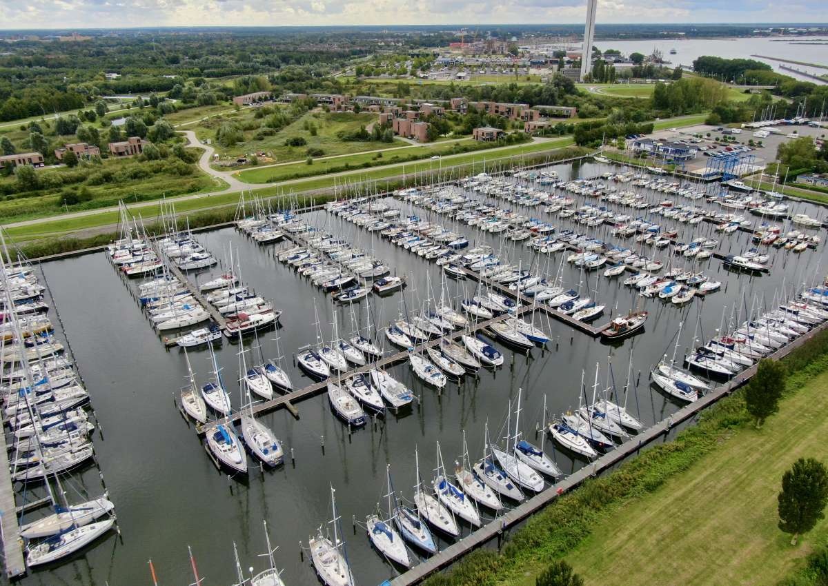 Watersportvereniging Lelystad - Jachthaven in de buurt van Lelystad