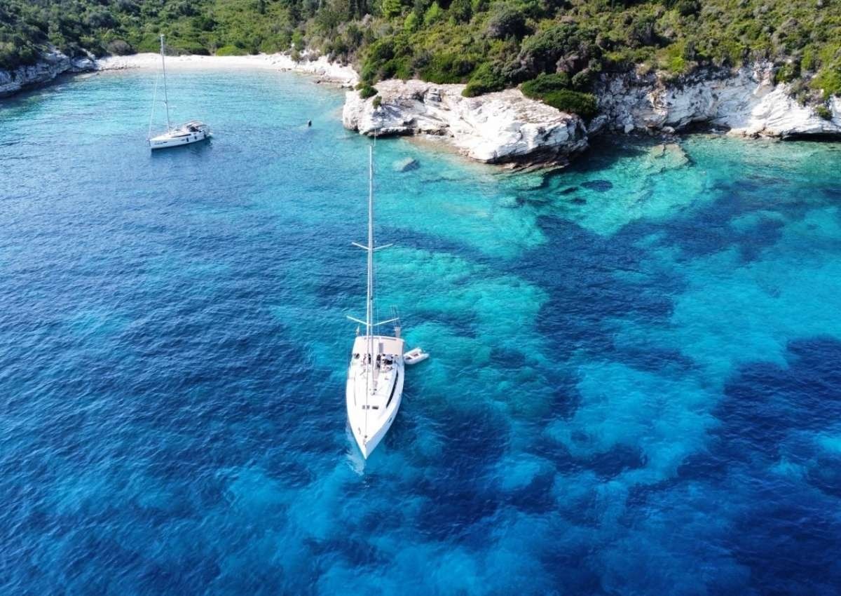 Antipaxos Bay - Anchor près de Antipaxos