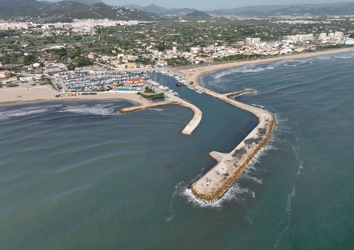 Puerto De Oliva - Hafen bei Oliva (Playa)