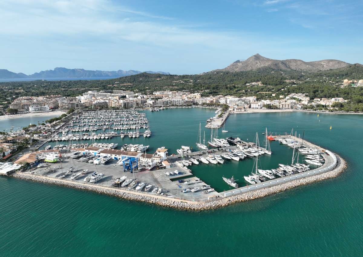 Mallorca - Marina de Alcúdia, Hbr - Jachthaven in de buurt van Alcúdia (Port d'Alcúdia)