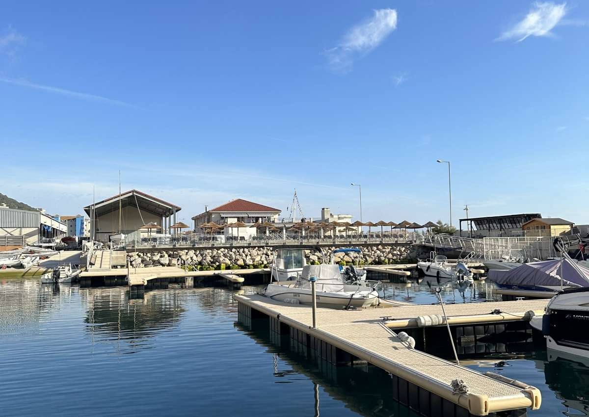 Small Boat Harbour - Marina près de Gibraltar