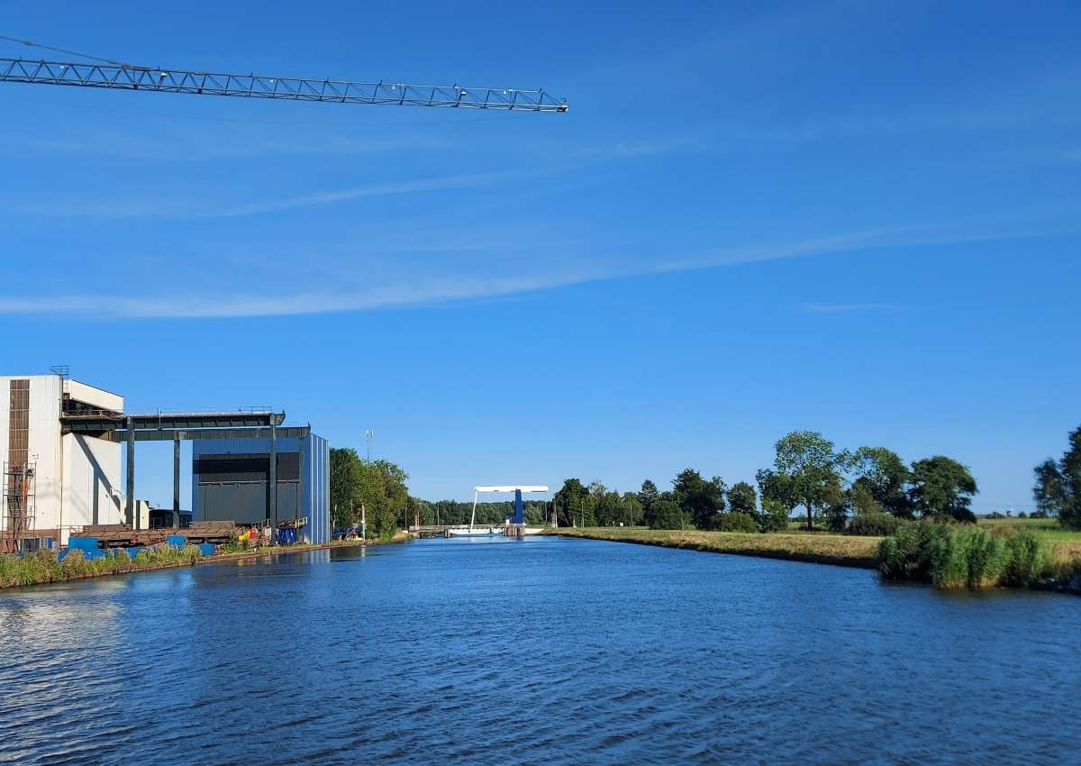 Waterhuizerbrug - Bridge near Midden-Groningen