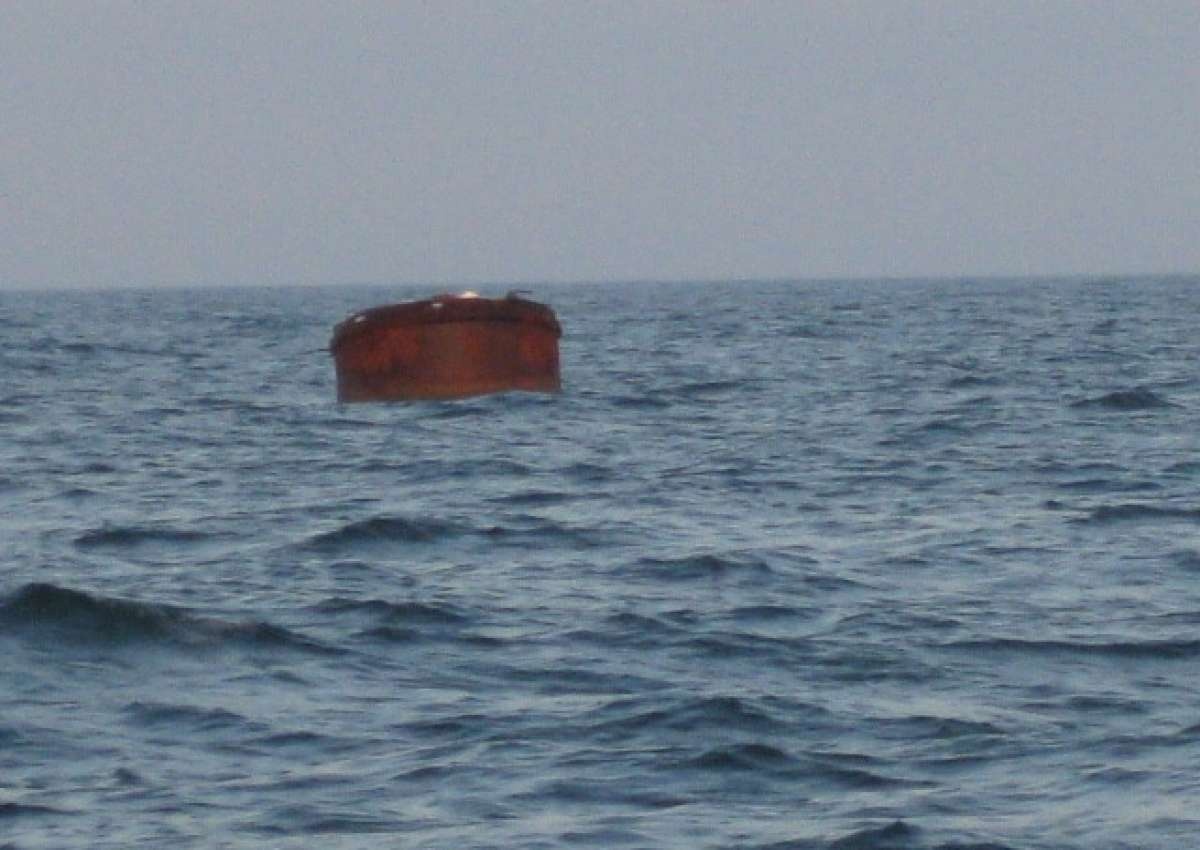 Kap Taran  / Mys Taran: uncharted buoy - Navinfo