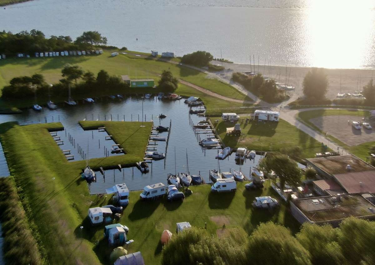 It Soal Camping - Foto près de Súdwest-Fryslân (Workum)