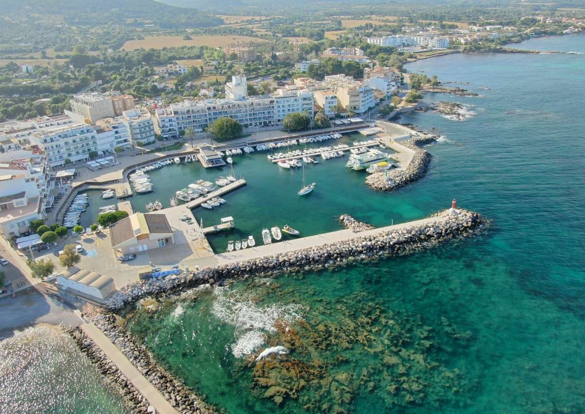 Mallorca - Cala Bona - Jachthaven in de buurt van Son Servera