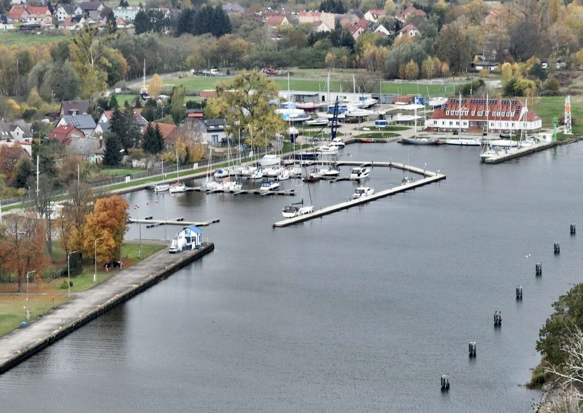 Trzebiez / Ziegenort - Hafen bei Trzebież