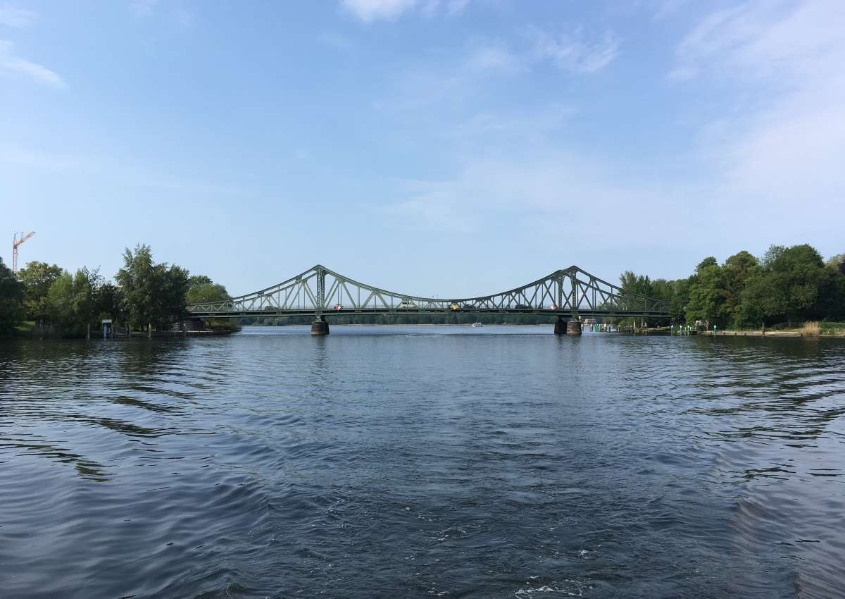 Havel - Glienicker Brücke - Foto in de buurt van Berlin (Berliner Vorstadt)