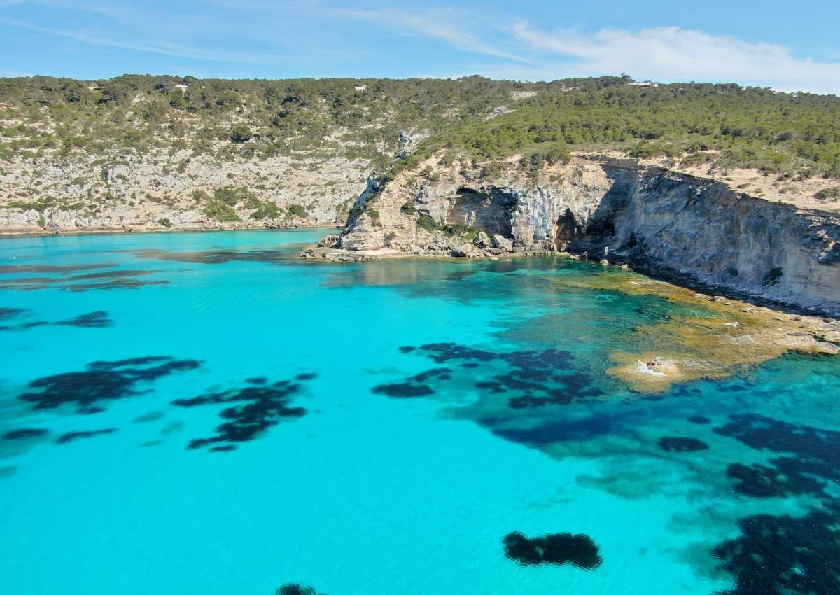Formentera - Cala Raco d'es Mares - Ensenada Tramontana - Ankerplaats in de buurt van Formentera
