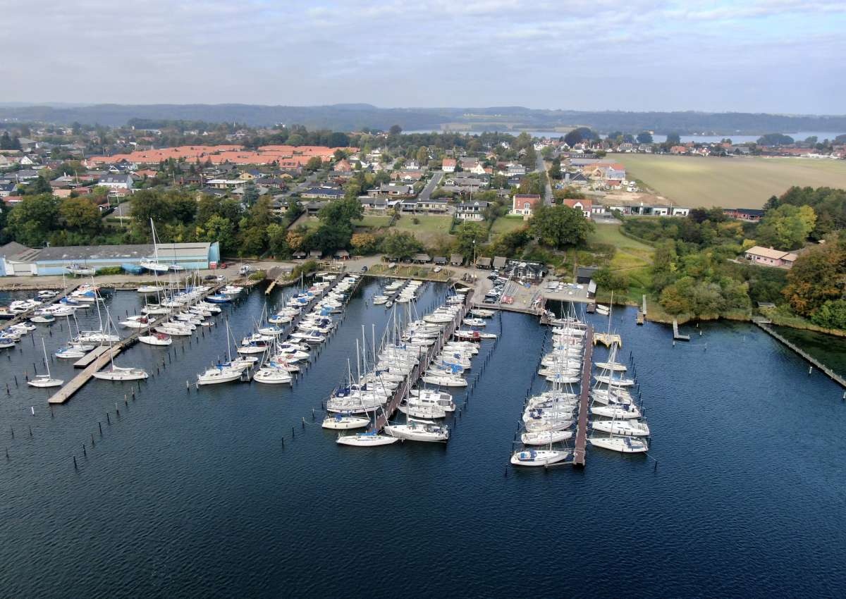 Thurø Bund - Yachtværft & Thurø Sejlklub - Jachthaven in de buurt van Thurø By