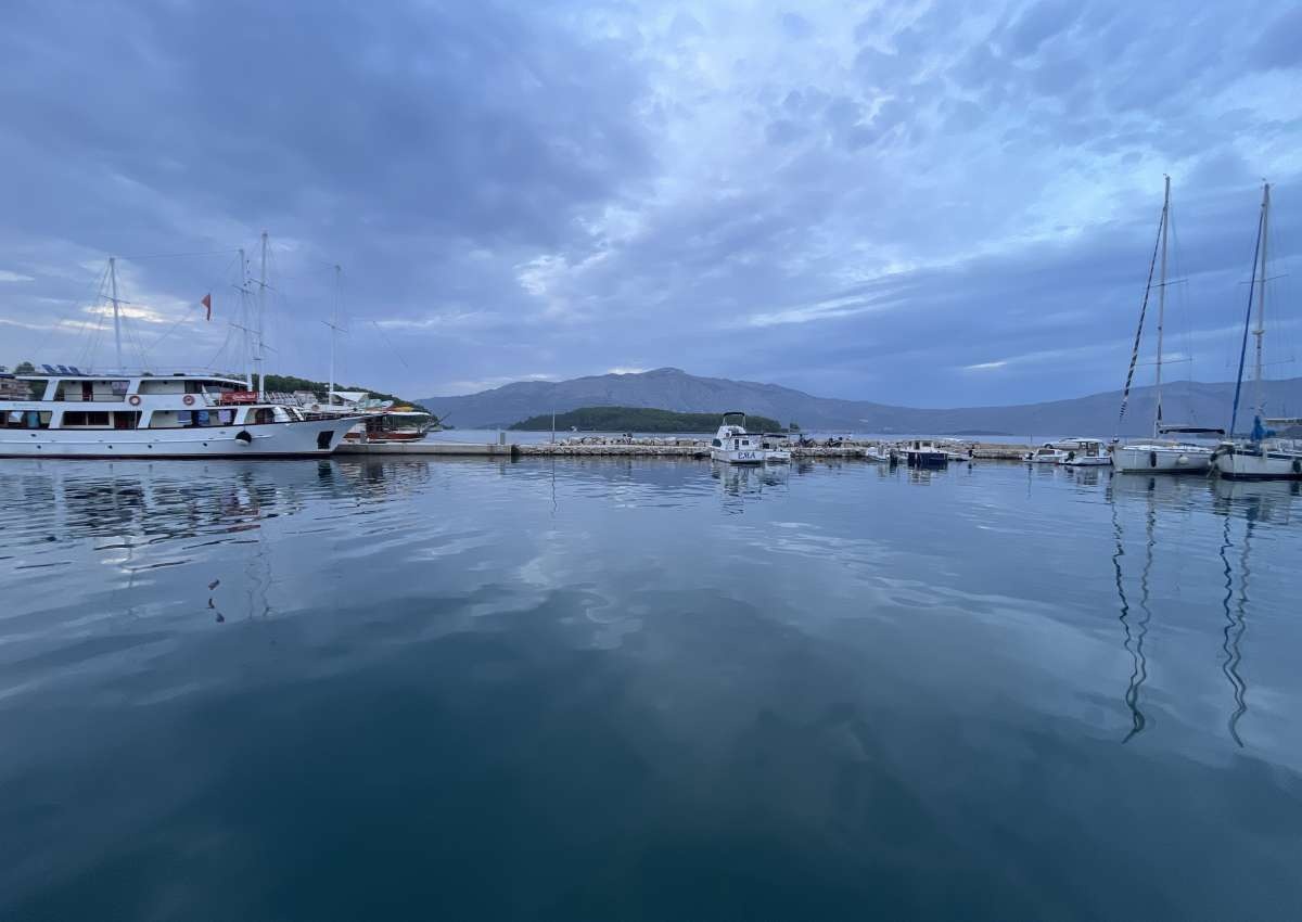 Uvala Privi Zal - Marina Lumbarda - Korčula - Jachthaven in de buurt van Lumbarda