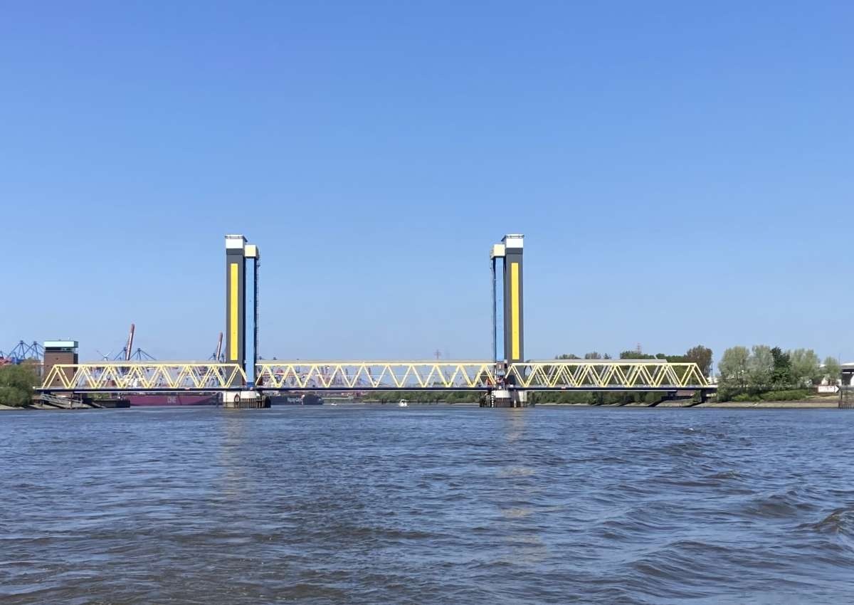 Hamburger Hafen - Kattwyk Brücke - Navinfo bei Hamburg (Moorburg)