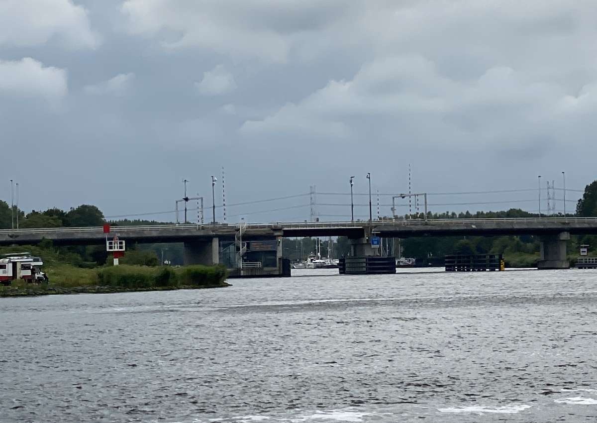 Buitenhuizerbrug - Bridge near Velsen (Spaarndam)