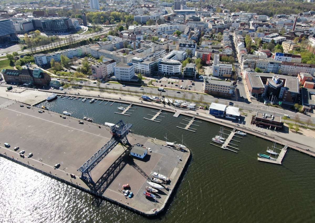 Rostock Haedgehafen - Hafen bei Rostock (Kröpeliner-Tor-Vorstadt)