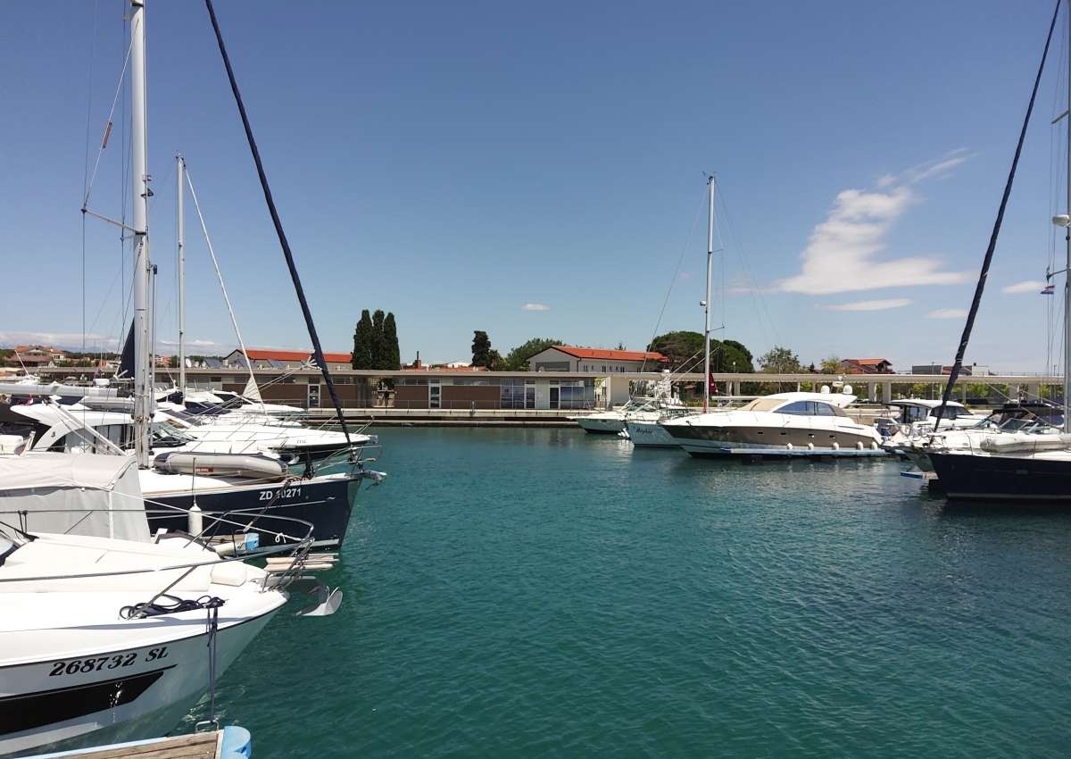 Marina D-Marin Borik - Zadar - Boat Hbr. - Hafen bei Grad Zadar (Puntamika)